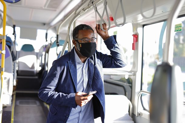 Mondkapjesplicht blijft in OV-voertuigen